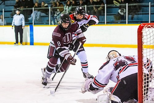 MIKAELA MACKENZIE / WINNIPEG FREE PRESS

Westwood Warrior Will Brooks (8) takes a shot in a game against the College Beliveau Barracudas at the Keith Bodley Arena on Wednesday, Nov. 29, 2023. For sports story.
Winnipeg Free Press 2023.