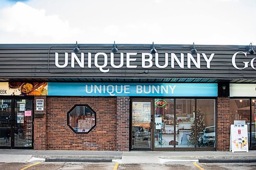 MIKAELA MACKENZIE / WINNIPEG FREE PRESS

Unique Bunny&#x573; Pembina location on Friday, Dec. 1, 2023. Unique Bunny is leaving Osborne Village after eight and a half years, largely due to crime and worries about staff safety. For Gabby story.
Winnipeg Free Press 2023