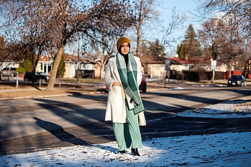 MIKAELA MACKENZIE / WINNIPEG FREE PRESS

Maliha Tauqeer, who immigrated to Winnipeg from Patna, India, in 2022, poses for a photo outside on Friday, Dec. 1, 2023. At first she was excited for winter, but soon realized that she experiences seasonal blues with the cold, dark season.
Winnipeg Free Press 2023