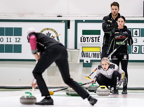 JOHN WOODS / WINNIPEG FREE PRESS
Kadriana Lott calls out to teammate  Brayden Stewart as  Laura Walker and Kirk Muyres look on in the Mixed Doubles Super Series final at Fort Rouge CC in Winnipeg Sunday, December 3, 2023. 

Reporter: josh
