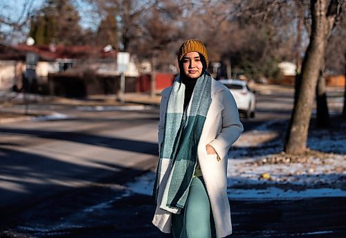 MIKAELA MACKENZIE / WINNIPEG FREE PRESS

Maliha Tauqeer, who immigrated to Winnipeg from Patna, India, in 2022, poses for a photo outside on Friday, Dec. 1, 2023. At first she was excited for winter, but soon realized that she experiences seasonal blues with the cold, dark season.
Winnipeg Free Press 2023