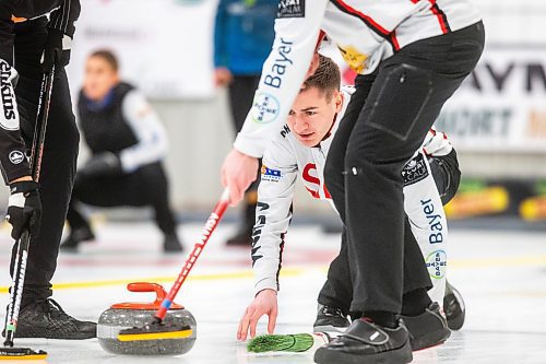 MIKAELA MACKENZIE / WINNIPEG FREE PRESS

Skip Ryan Wiebe at the DEKALB Superspiel in Morris on Monday, Dec. 4, 2023. For Taylor Allen story.
Winnipeg Free Press 2023