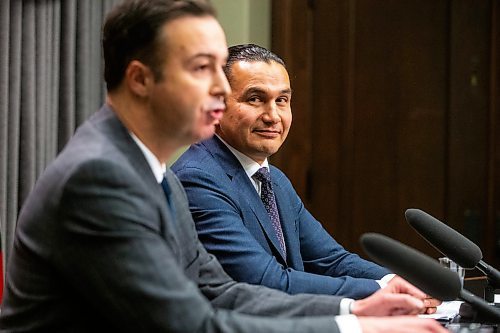 MIKAELA MACKENZIE / WINNIPEG FREE PRESS

Premier Wab Kinew (right) and finance minister Adrien Sala speak to the media about the finances left to them by the previous conservative government at the Manitoba Legislative Building on Tuesday, Dec. 5, 2023. For Danielle story.
Winnipeg Free Press 2023