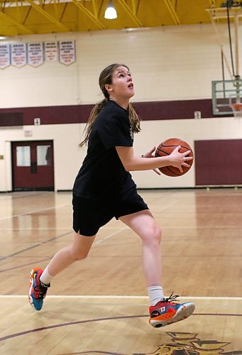 Crocus Plainsmen guard Kylie Kulman drives for a reverse layup during varsity girls basketball practice on Wednesday, ahead of the Crocus Plains Early Bird tournament, which starts today. (Thomas Friesen/The Brandon Sun)