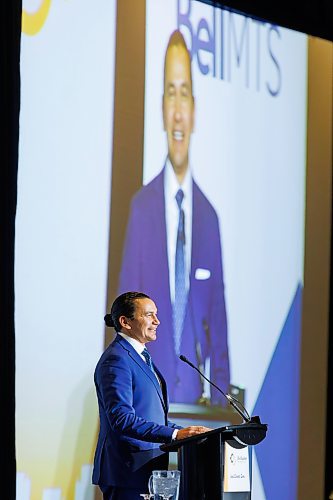 MIKE DEAL / WINNIPEG FREE PRESS
Manitoba Premier Wab Kinew speaks during the The Winnipeg Chamber of Commerce State of the Province Address at the RBC Convention Centre Thursday over the noon hour.
231207 - Thursday, December 07, 2023.