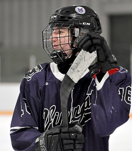 Josh Romanik of the Vincent Massey Vikings not only leads his team on offence, he's also the top sniper in the Westman High School Hockey League with 13 goals and a league-best 29 assists. He's three points up on Minnedosa-Erickson Chancellors sniper Ozy Atkinson, who has 15 goals and 24 assists.
(Jules Xavier/The Brandon Sun)