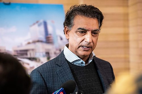 MIKAELA MACKENZIE / WINNIPEG FREE PRESS
	
Avtar Bains, president of Premise Properties, speaks to media after the signing of a memorandum of understanding at Portage Place on Tuesday, Dec. 12, 2023. For Joyanne story.
Winnipeg Free Press 2023