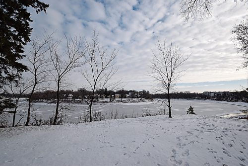 Todd Lewys / Winnipeg Free Press
The river view from the backyard is simply breathtaking.