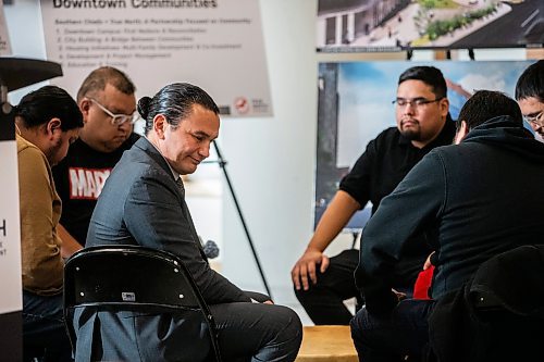 MIKAELA MACKENZIE / WINNIPEG FREE PRESS
	
Premier Wab Kinew listens to an opening prayer at Portage Place on Tuesday, Dec. 12, 2023. For Joyanne story.
Winnipeg Free Press 2023