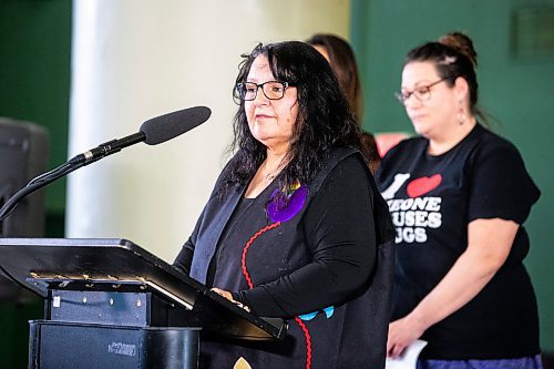 MIKAELA MACKENZIE / WINNIPEG FREE PRESS
	
Della Herrera, executive director at the Aboriginal Health and Wellness Centre, speaks about the RAAM clinic at the Aboriginal Health and Wellness Centre on Tuesday, Dec. 12, 2023. For Danielle story.
Winnipeg Free Press 2023