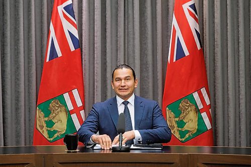 MIKE DEAL / WINNIPEG FREE PRESS
Premier Wab Kinew talks to the media prior to the Speech from the Throne that takes place later in the afternoon.
231121 - Tuesday, November 21, 2023.