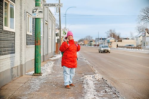 MIKE DEAL / WINNIPEG FREE PRESS
Tanis Baydak used Winnipeg Transit for 12 weeks, bussing from the North End to the University of Manitoba, before stopping because it was too unreliable.
See Gabrielle Piche and Maggie Macintosh stories
231215 - Friday, December 15, 2023.