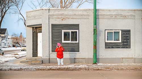 MIKE DEAL / WINNIPEG FREE PRESS
Tanis Baydak used Winnipeg Transit for 12 weeks, bussing from the North End to the University of Manitoba, before stopping because it was too unreliable.
See Gabrielle Piche and Maggie Macintosh stories
231215 - Friday, December 15, 2023.