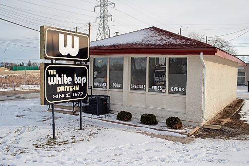BROOK JONES / WINNIPEG FREE PRESS
The White Top Drive-In is opening its second location in Winnipeg at 1200 Chevrier Blvd. The drive-in was pictured in Winnipeg, Man., Friday, Dec. 15, 2023.