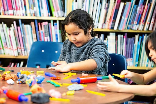 MIKAELA MACKENZIE / WINNIPEG FREE PRESS
	
Dennis Linklater (six) makes a pizza with plasticine at the Young Designer Program at Weston School on Wednesday, Dec. 13, 2023. For Maggie story.
Winnipeg Free Press 2023