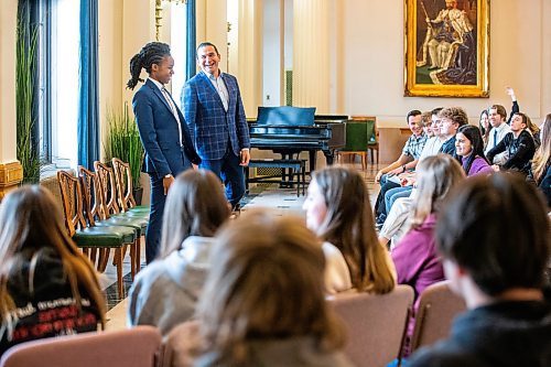 MIKAELA MACKENZIE / WINNIPEG FREE PRESS
	
Wab Kinew and Health Minister Uzoma Asagwara speak to students at the legislative building on Friday, Dec. 15, 2023. For Maggie story.
Winnipeg Free Press 2023