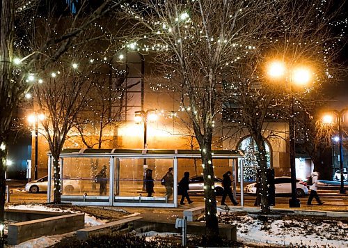 JOHN WOODS / WINNIPEG FREE PRESS
Bus shack on Graham Avenue in Winnipeg Monday, December  18, 2023. 

Reporter: ?