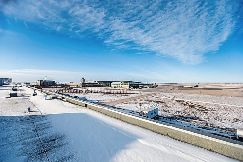 MIKAELA MACKENZIE / WINNIPEG FREE PRESS
	
The view of the Winnipeg Richardson International Airport from the roof of the ground services building on Tuesday, Dec. 19, 2023. For Martin Cash story.
Winnipeg Free Press 2023