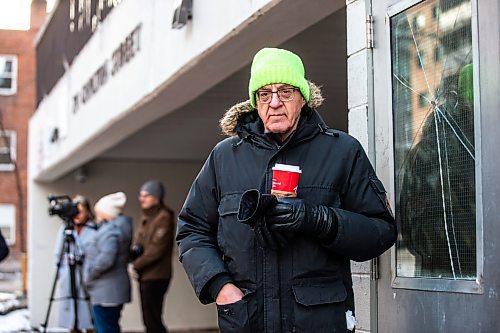 MIKAELA MACKENZIE / WINNIPEG FREE PRESS
	
Arthur Szymkow, who lives across the alley from the scene, at 24 Carlton Street on Wednesday, Dec. 20, 2023. For Erik story.
Winnipeg Free Press 2023