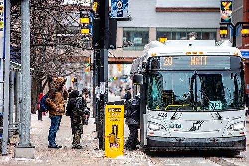 MIKAELA MACKENZIE / WINNIPEG FREE PRESS
	
Winnipeg Transit buses on Graham Avenue on Wednesday, Dec. 20, 2023. For transit series.
Winnipeg Free Press 2023