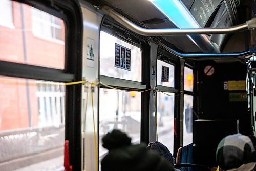 MIKAELA MACKENZIE / WINNIPEG FREE PRESS
	
Winnipeg Transit buses on Graham Avenue on Wednesday, Dec. 20, 2023. For transit series.
Winnipeg Free Press 2023