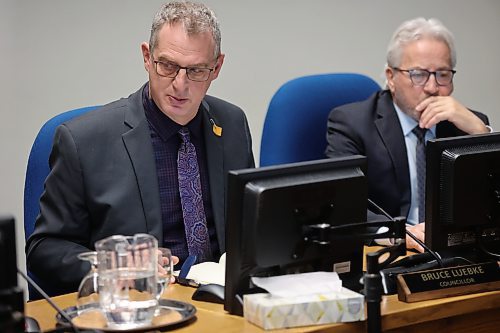 Brandon City Council approved changes to its bylaw governing solid waste collection on Monday to allow for penalties to be handed out to residents who put contaminated materials in their collection bins or fail to bring their bins back onto their property within 24 hours of waste collection. The changes were first raised by Coun. Bruce Luebke (Ward 6, left), who said earlier this year that much of the organic waste collected in the city's green cart program had to be put in the general landfill collection due to contamination. (Colin Slark/The Brandon Sun)