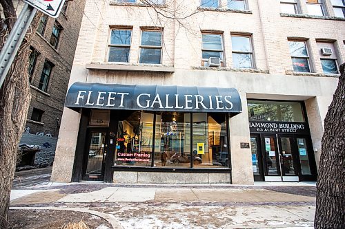 MIKAELA MACKENZIE / WINNIPEG FREE PRESS
	
Fleet Galleries, which is closing after being in business for 40 years, on Thursday, Dec. 21, 2023. For Alan Small story.
Winnipeg Free Press 2023