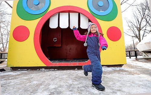 RUTH BONNEVILLE / WINNIPEG FREE PRESS

Standup

Aska Nihas (5yrs), jumps out of the funhouse warming hut.toward her mom while playing outside at the Forks as the two  enjoy the warm, December weather Thursday. 


Dec 21st,  2023