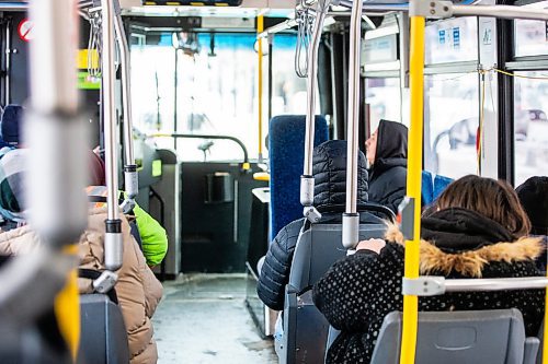 MIKAELA MACKENZIE / WINNIPEG FREE PRESS
	
Winnipeg Transit buses on Graham Avenue on Wednesday, Dec. 20, 2023. For transit series.
Winnipeg Free Press 2023