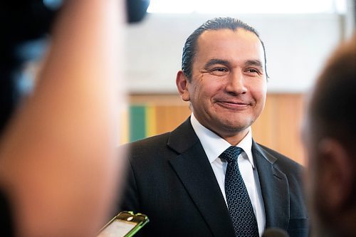 MIKAELA MACKENZIE / WINNIPEG FREE PRESS
	
Premier Wab Kinew speaks at the unveiling Bowman&#x573; mayoral portrait at City Hall on Monday, Dec. 11, 2023.
Winnipeg Free Press 2023