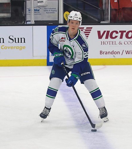 Swift Current Broncos forward Clarke Caswell of Brandon (25) warms up prior to a game at Westoba Place against the Brandon Wheat Kings earlier this season. (Perry Bergson/The Brandon Sun)
Dec. 27, 2023