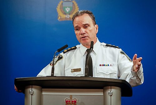 JOHN WOODS / WINNIPEG FREE PRESS
Winnipeg police chief Danny Smyth talks to media about the latest police involved shooting which saw a man allegedly shot and killed by police during an incident in a residence on University Crescent Monday, January 1, 2024. 

Reporter: nicole