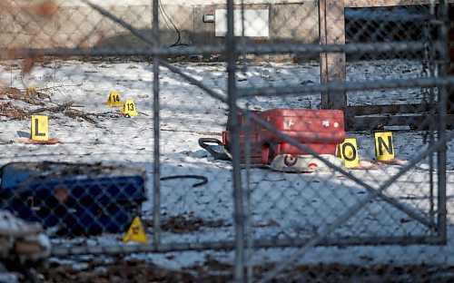 JOHN WOODS / WINNIPEG FREE PRESS
Police investigate at a murder scene at 262 Selkirk Monday, January 1, 2024. 

Reporter: nicole