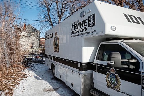 JOHN WOODS / WINNIPEG FREE PRESS
Police investigate at a murder scene at 262 Selkirk Monday, January 1, 2024. 

Reporter: nicole