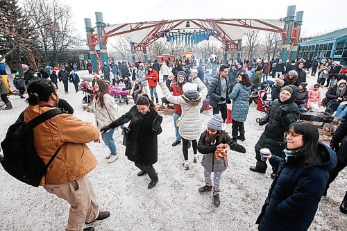 JOHN WOODS / WINNIPEG FREE PRESS
People dance to a DJ at New Year&#x2019;s Day festivities at The Forks in Winnipeg Monday, January 1, 2024. 

Reporter: nicole