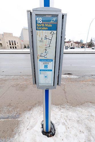 MIKE DEAL / WINNIPEG FREE PRESS
The Southbound Osborne at York bus stop Tuesday afternoon.
The city has apparently removed schedules from some bus stops and is posting QR codes instead. Some argue that hurts those who don&#x2019;t have phones or data. 
See Malak Abas story
240102 - Tuesday, January 02, 2024.