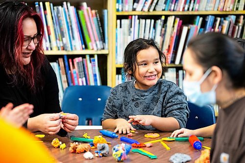 MIKAELA MACKENZIE / WINNIPEG FREE PRESS
	
Dennis Linklater (six) makes a pizza with plasticine at the Young Designer Program at Weston School on Wednesday, Dec. 13, 2023. For Maggie story.
Winnipeg Free Press 2023