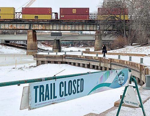 RUTH BONNEVILLE / WINNIPEG FREE PRESS

Forks River trail sign

Forks River Trail is still closed.  
Photo of a closed looking onto the Assiniboine River with closed sign at the Forks 

Jan 02, 2024