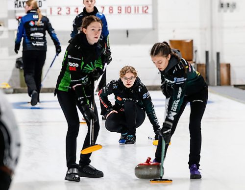 JOHN WOODS / WINNIPEG FREE PRESS
Cassidy Dundas curls against Shaela Hayward in the 2024 U18 Girls Provincial Championship game in Selkirk Sunday, January 7, 2024. 

Reporter: taylor