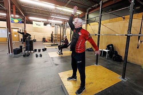 MIKE DEAL / WINNIPEG FREE PRESS
Doug Sinclair works out at Norak CrossFit, 51 Heaton Avenue.
See AV Kitching story
240108 - Monday, January 08, 2024.