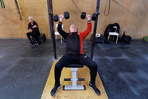 MIKE DEAL / WINNIPEG FREE PRESS
Doug Sinclair works out at Norak CrossFit, 51 Heaton Avenue.
See AV Kitching story
240108 - Monday, January 08, 2024.