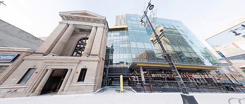 MIKE DEAL / WINNIPEG FREE PRESS
A portion of 311 Portage Ave. is up for sale. 
See Gabrielle Piche story
240109 - Tuesday, January 09, 2024.