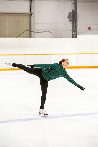 BROOK JONES / WINNIPEG FREE PRESS
Skate Winnipeg offers adult figure skating classes which are for adults 28 years and older three times a week. Pictured: Jensen Fridfinnson, 27, practices at the Eric Coy Arena in Winnipeg, Man., Thursday, Dec. 14, 2023.