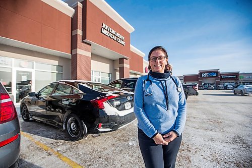 MIKAELA MACKENZIE / WINNIPEG FREE PRESS
	
Dr. Shadi Rezazadeh in the re-opened Rivergrove Medical Clinic (it is currently operating as a walk-in, but she is expecting to hire more doctors and bring back patients soon) on Friday, Jan. 12, 2024. For Kevin story.
Winnipeg Free Press 2023