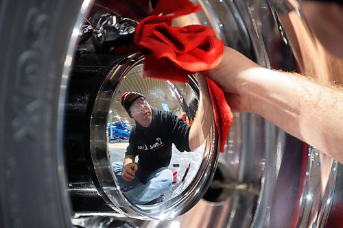 15012024
Kris Friesen with Load Line polishes the rims on a grain truck while setting up for Manitoba Ag Days 2024 at the Keystone Centre on Monday. Ag Days begins today and runs until Thursday. (Tim Smith/The Brandon Sun)