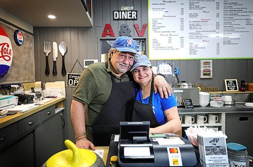 RUTH BONNEVILLE / WINNIPEG FREE PRESS
After running their A and V Drive-In on Chevrier Boulevard since 2004, Vicky Cavadas and husband Angelo relocated last year to Fort Rouge Curling Club, where their business has been booming.