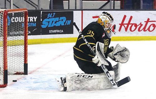 Brandon Wheat Kings emergency backup goaltender Dylan McFadyen takes a shot in the mask during warmup prior to Sunday's loss to the Medicine Hat Tigers at Westoba Place. (Perry Bergson/The Brandon Sun)
Jan. 24, 2024