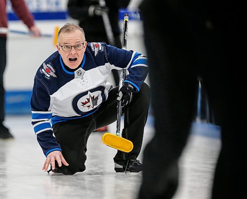 JOHN WOODS / WINNIPEG FREE PRESS
Dean Dunstone curls against Andrew Irving in the final of the Manitoba Open at St Vital Curling Club Monday, January 22, 2024. 

Reporter: josh
