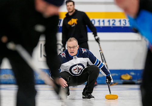 JOHN WOODS / WINNIPEG FREE PRESS
Dean Dunstone curls against Andrew Irving in the final of the Manitoba Open at St Vital Curling Club Monday, January 22, 2024. 

Reporter: josh
