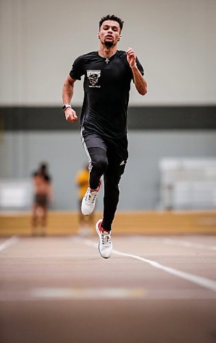 JOHN WOODS / WINNIPEG FREE PRESS
Tyler Cox-Yestrau (300m track), who qualified for the USports national championships this past Saturday, is photographed during training at the University of Manitoba in Winnipeg Tuesday, January 23, 2024.

Reporter: josh